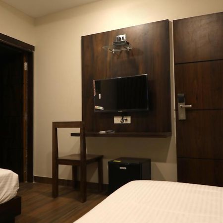 Hotel Nest Bhuj Dış mekan fotoğraf